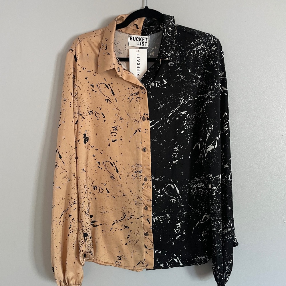 Bucket List Top Large Tan Black Splatter Button Down Edgy‎ Artsy Abstract USA